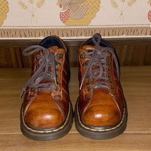 Vintage Dr Martens Oxford 9764